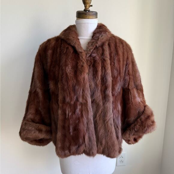 VINTAGE BROWN FUR CAPLET CAPE 3/4 SLEEVE LENGTH ONE SIZE - Picture 1 of 7